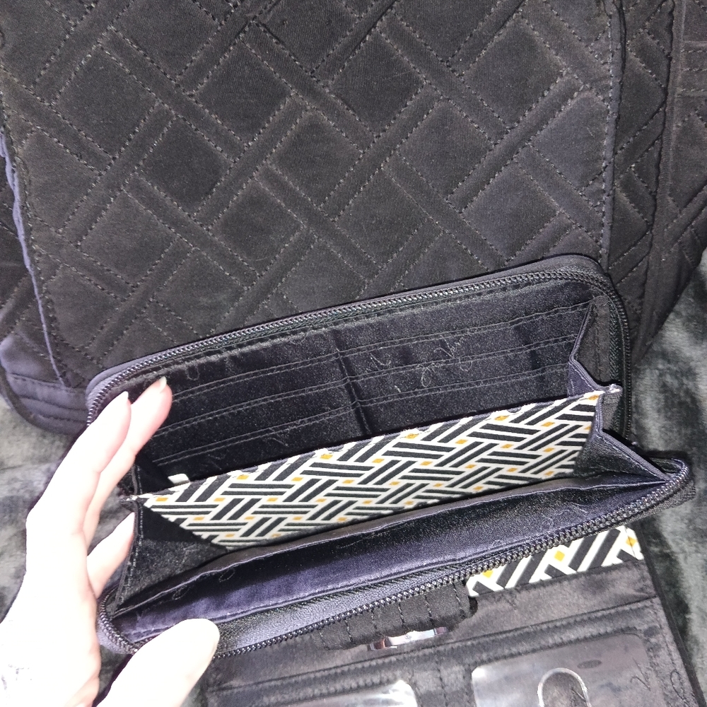 Limited Vera Bradley Black Quilted Backpack and Wallet Set - Picture 4 of 5